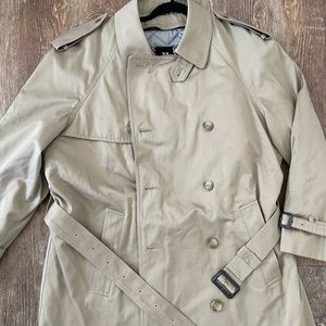 Hart Schaffner Marx Men’s Tan Trench Coat